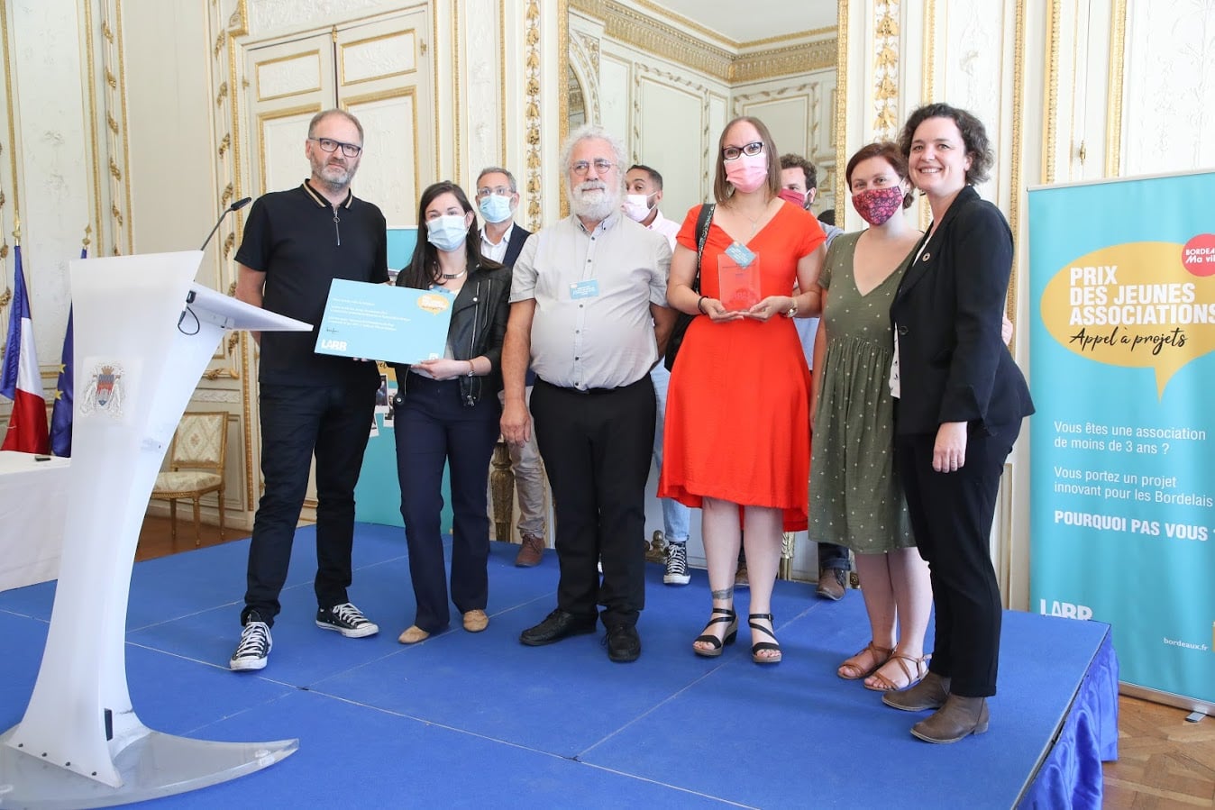 Photo remise du prix jeune association